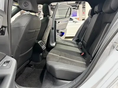 Volkswagen Golf 2023, 22000 км, за 21600.52 USD - фото 20