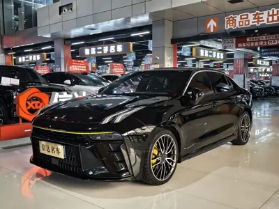 Lynk & Co 03 · 2023 год