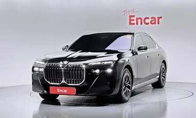BMW 7-Series · 2025 год