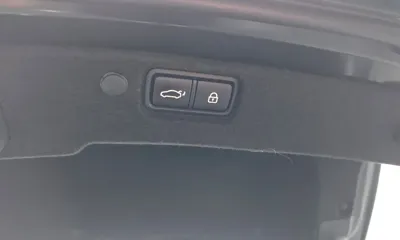 Kia K7 2017, 117844 км, за 8385.88 USD - фото 33