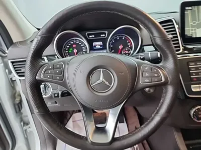 Mercedes-Benz GLS-Class 2017, 99624 км, за 22037.31 USD - фото 9