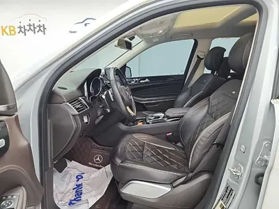 Mercedes-Benz GLS-Class 2017, 99624 км, за 22037.31 USD - фото 11