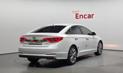 Hyundai Sonata 2016, 71846 км, за 7293.09 USD