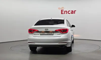Hyundai Sonata 2016, 71846 км, за 7293.09 USD