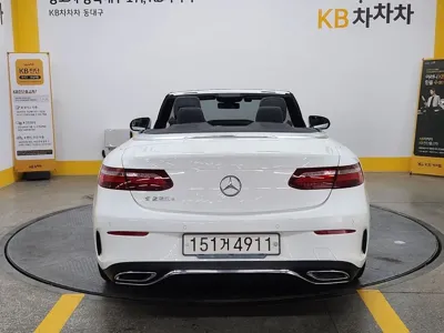 Mercedes-Benz E-Class 2018, 68889 км, за 20323.6 USD
