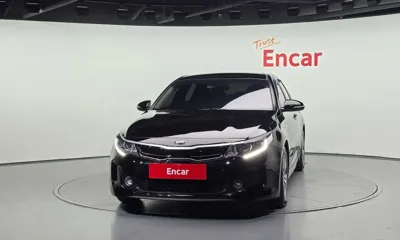 Kia K5 2018, 101604 км, за 7079.24 USD