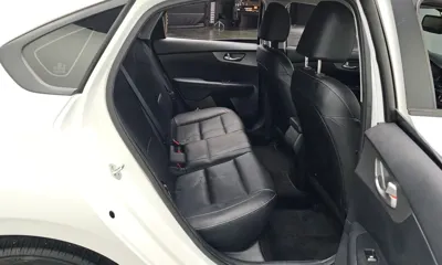 Kia K3 2021, 54171 км, за 9514.37 USD - фото 12