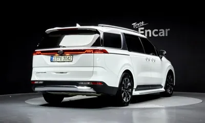 Kia Canival 2021, 44132 км, за 18576.87 USD