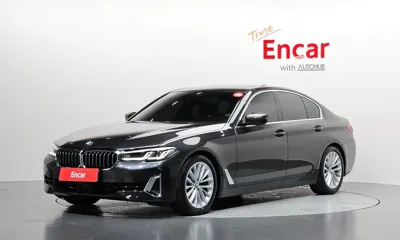 BMW 5-Series · 2021 год