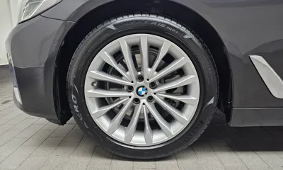 BMW 5-Series 2021, 37356 км, за 21127.21 USD
