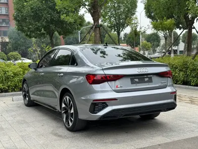 Audi A3 2023, 17000 км, за 26456.23 USD