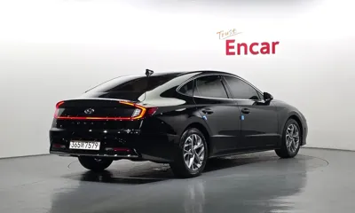 Hyundai Sonata 2022, 52886 км, за 15287.55 USD