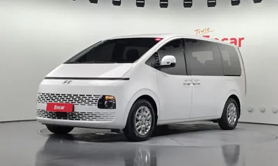 Hyundai Staria · 2024 год