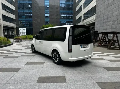 Hyundai Staria 2025, 53456 км, за 24429.98 USD