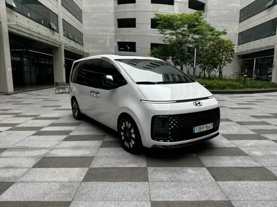 Hyundai Staria 2025, 53456 км, за 24429.98 USD