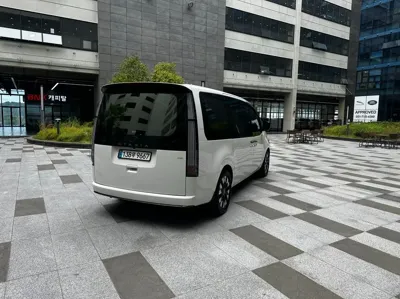 Hyundai Staria 2025, 53456 км, за 24429.98 USD