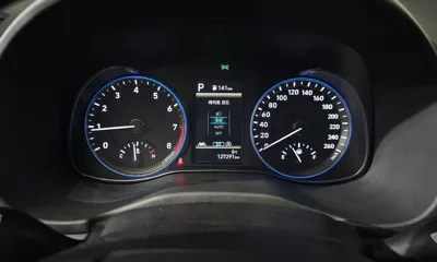 Hyundai Kona 2021, 127291 км, за 8735.09 USD - фото 8