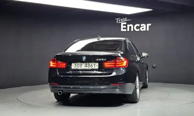 BMW 3-Series 2013, 154047 км, за 3078.64 USD