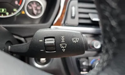 BMW 3-Series 2013, 154047 км, за 3078.64 USD - фото 16