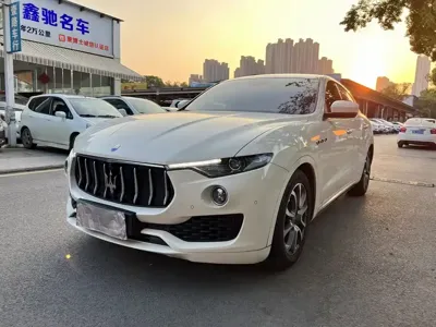 Maserati Levante · 2017 год