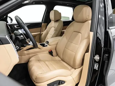 Porsche Cayenne 2023, 34570 км, за 65006.8 USD - фото 10
