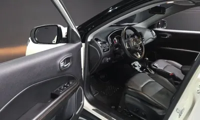 Jeep Compass 2019, 44373 км, за 10838.15 USD - фото 11