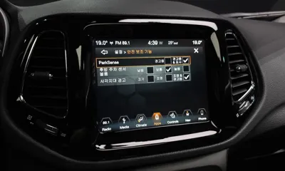 Jeep Compass 2019, 44373 км, за 10838.15 USD - фото 18