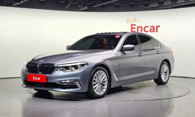 BMW 5-Series · 2018 год