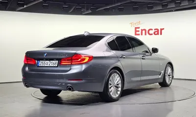 BMW 5-Series 2018, 105922 км, за 12149.77 USD