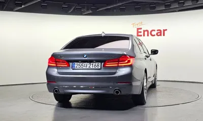 BMW 5-Series 2018, 105922 км, за 12149.77 USD