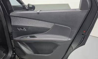 Peugeot 5008 2019, 129181 км, за 9425.99 USD - фото 25