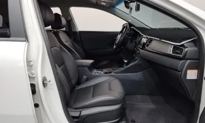 Kia Niro 2018, 59229 км, за 58752.02 USD - фото 26