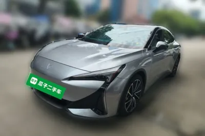 Arcfox Alpha S5 · 2025 год