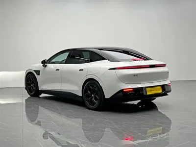 Zeekr 007 2024, 20000 км, за 21453.38 USD