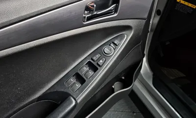 Hyundai Sonata 2015, 121412 км, за 3633.96 USD - фото 13