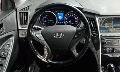 Hyundai Sonata 2015, 121412 км, за 3633.96 USD - фото 16