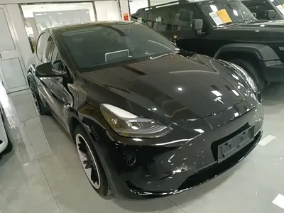 Tesla Model Y 2023, 36400 км, за 26180.96 USD