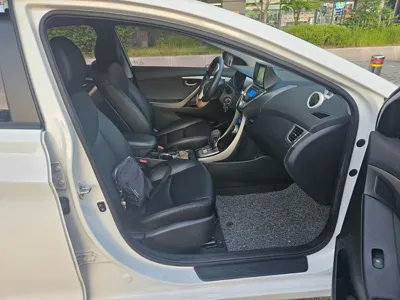 Hyundai Avante 2012, 105574 км, за 2953.92 USD - фото 9