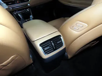 Hyundai Grandeur 2018, 59300 км, за 13856.37 USD - фото 16