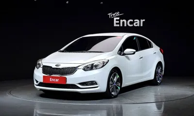 Kia K3 · 2015 год