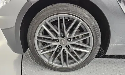 Genesis G70 2018, 110470 км, за 11246.18 USD