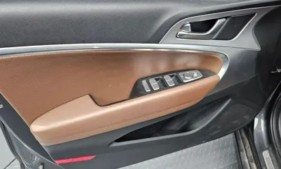 Genesis G70 2018, 110470 км, за 11246.18 USD - фото 24