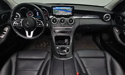 Mercedes-Benz C-Class 2019, 51122 км, за 15091.24 USD - фото 7
