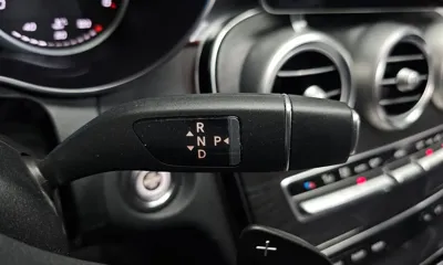 Mercedes-Benz C-Class 2019, 51122 км, за 15091.24 USD - фото 9