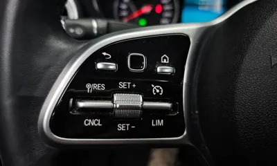 Mercedes-Benz C-Class 2019, 51122 км, за 15091.24 USD - фото 19