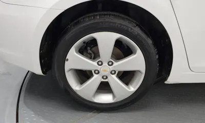 ChevroletGMDaewoo Cruze 2012, 75103 км, за 2211.82 USD