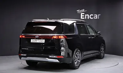 Kia Canival 2021, 106516 км, за 13869.89 USD