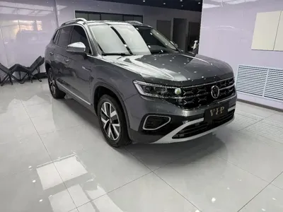 Volkswagen Tayron 2022, 17000 км, за 29174.32 USD