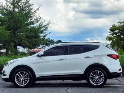 Hyundai Santafe 2016, 187000 км, за 5953.64 USD