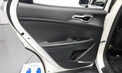 Kia Sportage 2022, 77832 км, за 12625.6 USD - фото 25